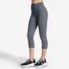As leggings de cintura alta até ao meio da perna Go Walk