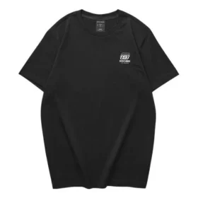 Camiseta com logotipo “Preto Branco”