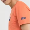 Camiseta de manga curta Skechers com estampa para homem em laranja e vermelho