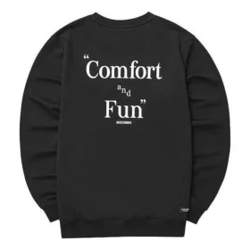 Camisola com letras impressas “Preto Branco”