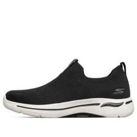 Go Walk Arch Fit “Preto Branco”