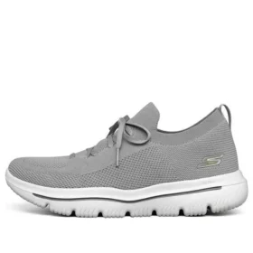 Go Walk Evolution Ultra Low-Top “Cinza Claro”