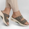 Martha Stewart: Sandália Go Walk Arch Fit 2.0 – Showstopper Martha Stewart: Sandália Go Walk Arch Fit 2.0 – Showstopper