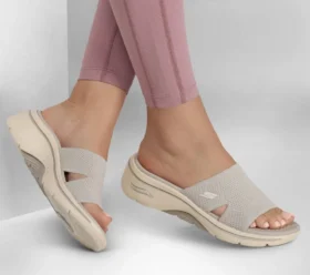 Sandália Go Walk Arch Fit 2.0 – Dakota