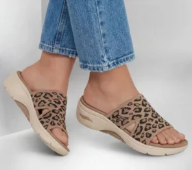 Sandália Go Walk Arch Fit 2.0 – Remi