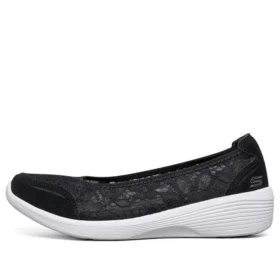 Sapatos Arya Slip-on Preto/Branco