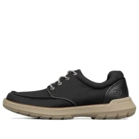 Sapatos casuais Doveno Preto