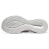 Sapatos Martha Stewart x Slip-ins “Rosa Branco”