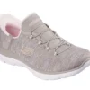 Skechers Slip-ins: Summits – Conjunto para o dia a dia Skechers Slip-ins: Summits – Conjunto para o dia a dia