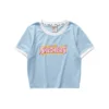 T-shirt com letras impressas “Branco Rosa Azul”