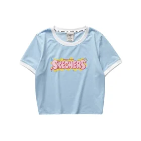 T-shirt com letras impressas “Branco Rosa Azul”