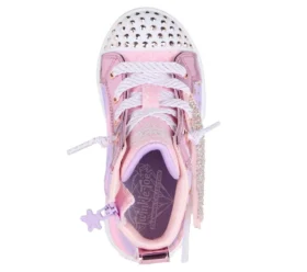 Twinkle Toes: Twi-Lites 2.0 – Asas de Sonho
